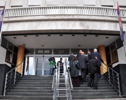 Донета и јавно објављена пресуда у кривичном поступку који се води против оптуженог Плазинић Миодрага и др. („судија Прекшајног суда у Чачку“)